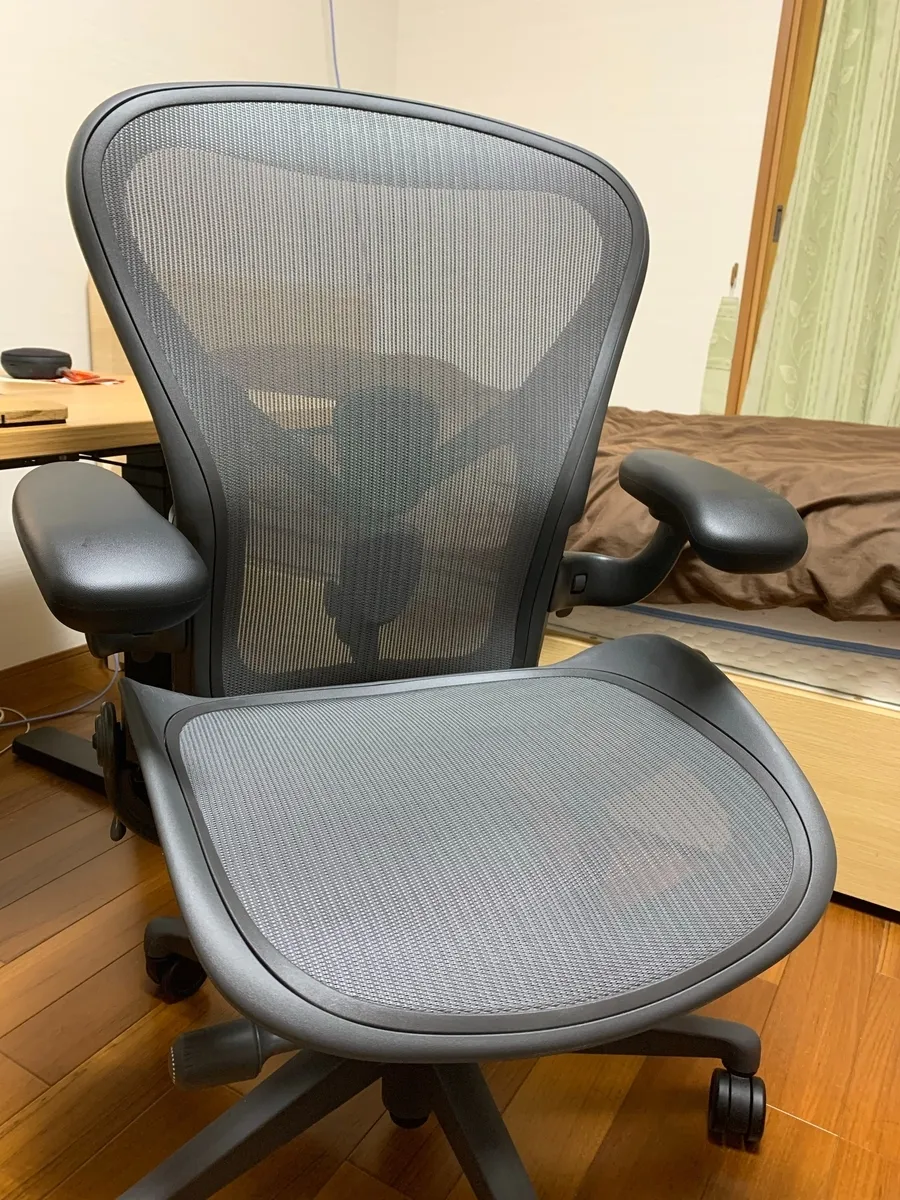 アーロンチェア